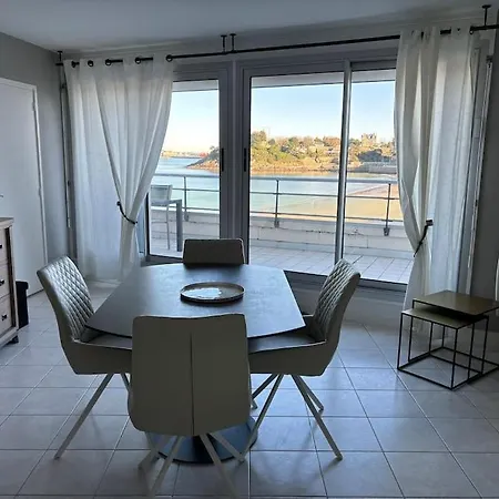 Bord De La Apartment *